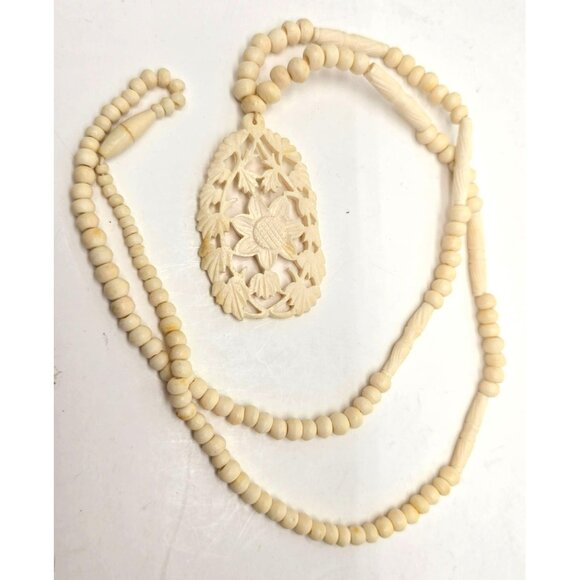 Handcrafted Carved Cream Beaded Necklace Floral Pendant Vintage Jewelry je207 - Picture 5 of 9